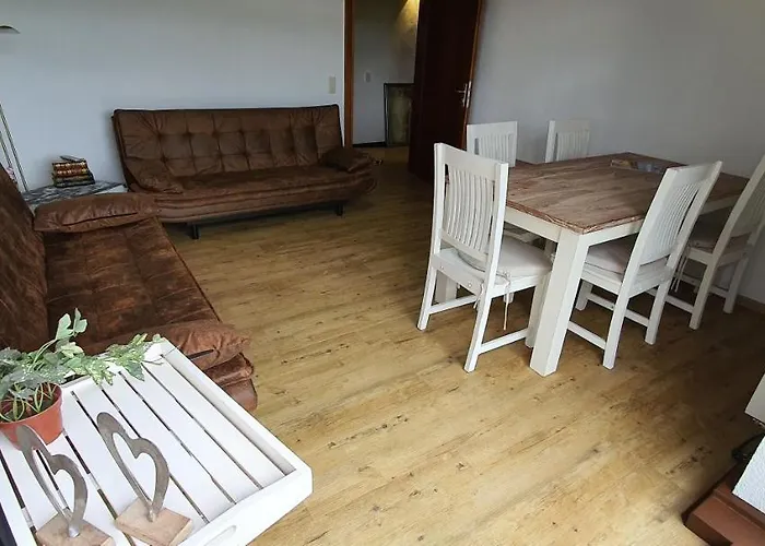 Gruene Oase Am Rheinsteig 2 Zkbuwc 아파트 노이비트